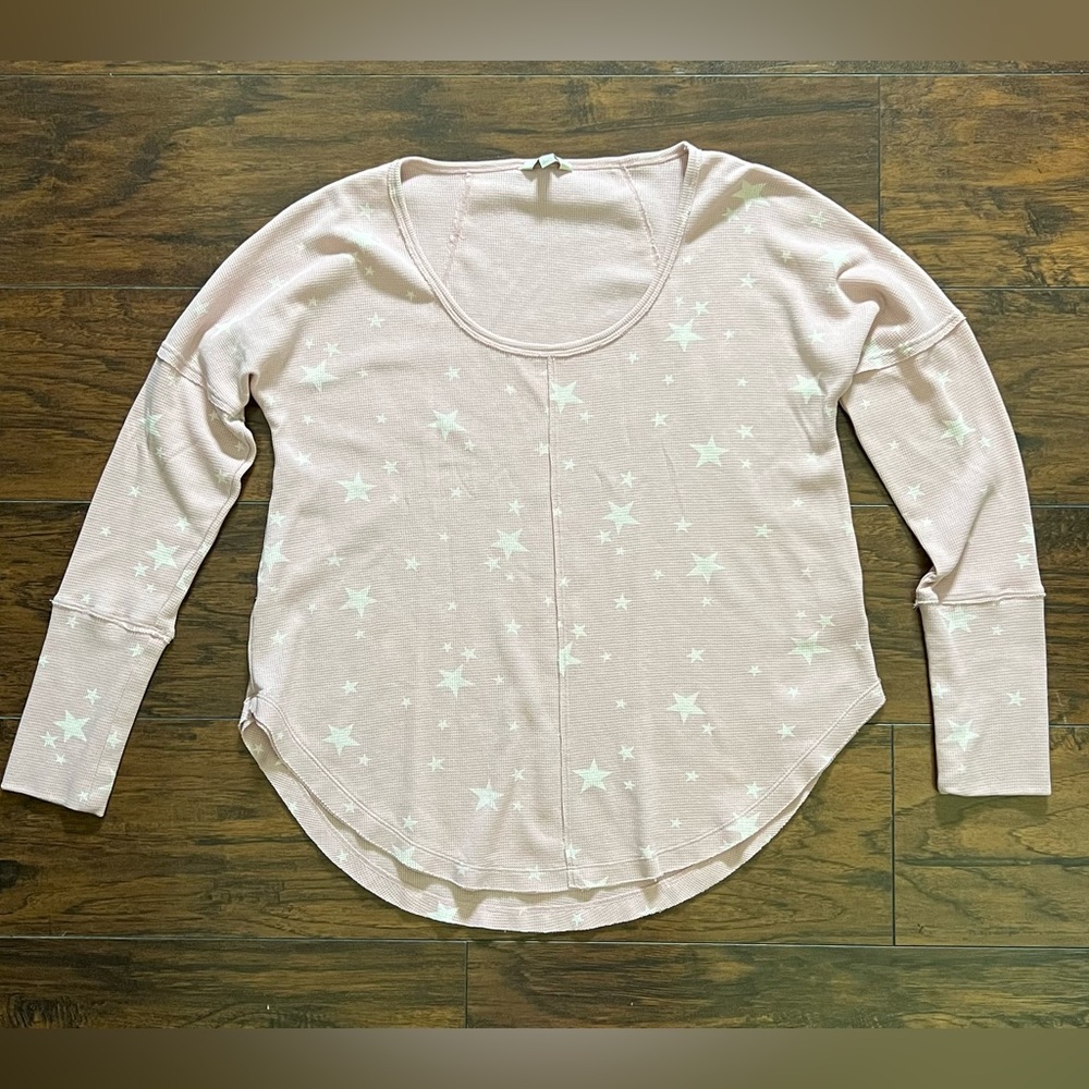 Lucky Brand Dusty Rose/Pink Stars Print Waffle Knit Henley Top